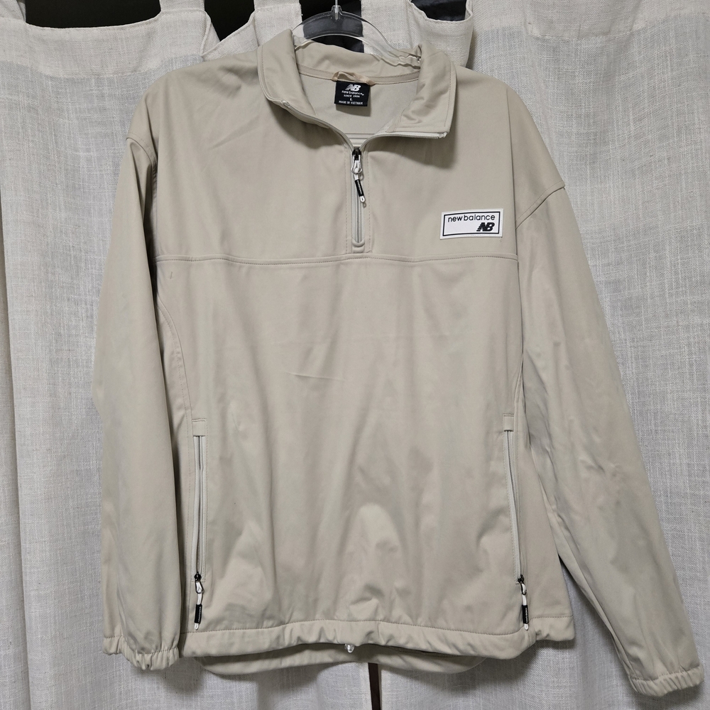 New Balance Womans Size L Beige Jacket